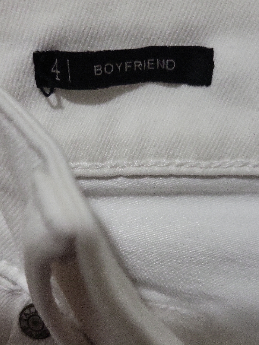 Talbots White Flawless 5 Pocket Boyfriend Jeans - Picture 4 of 9